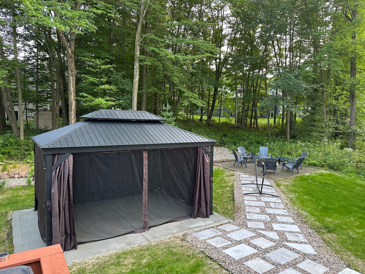 Customer photo review of Shade N' Shelters Hardtop Gazebo Winter Roof Support Rod