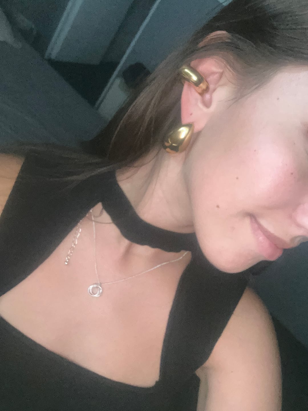 Customer photo review of Chunky Ear Cuff