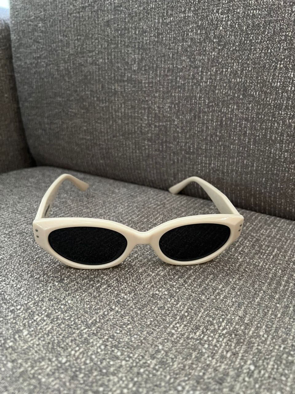Customer photo review of Kyoto Oval Framed Sunglasses