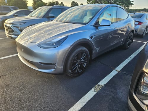 Customer photo review of TESPLUS 19'' Arachnid Style Wheel Cover for Model S/Y