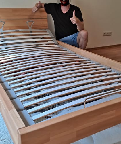 Customer photo review of Massivholzbett Valetta Buche