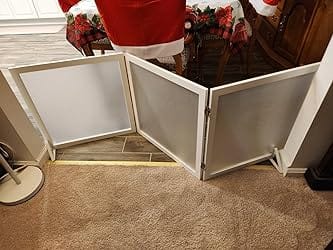 Customer photo review of FairyBaby Clear Freestanding Foldable Dog Gate
