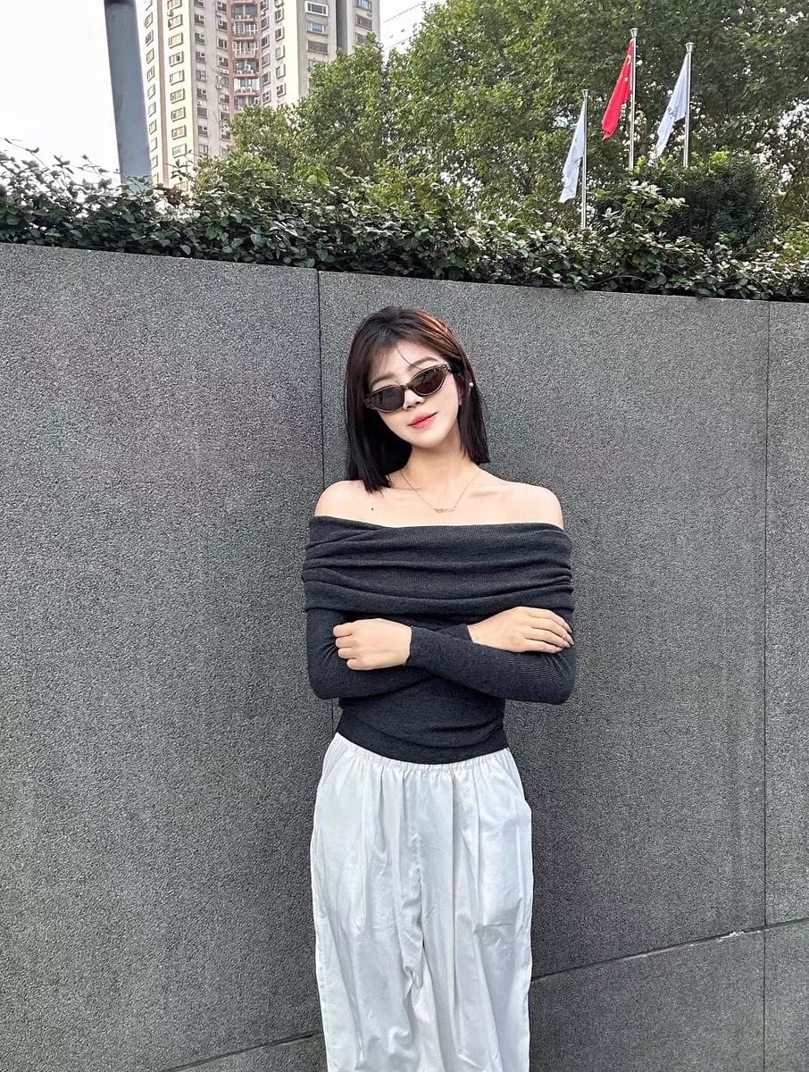 Customer photo review of Kyoto Oval Framed Sunglasses