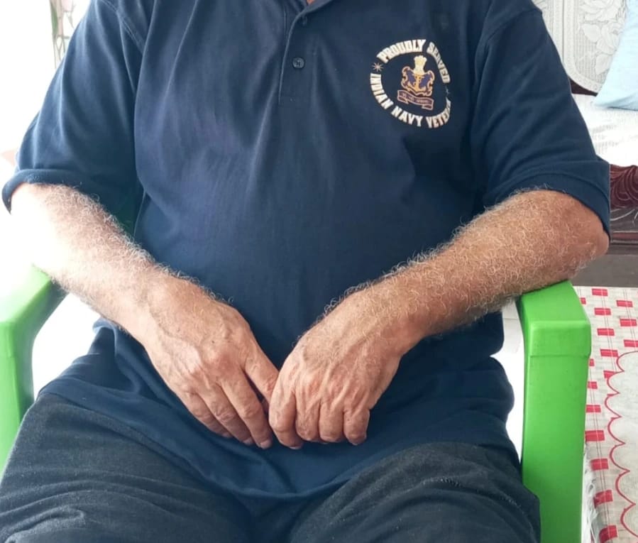 Customer photo review of Life and Pride Veteran Indian Navy T-shirt