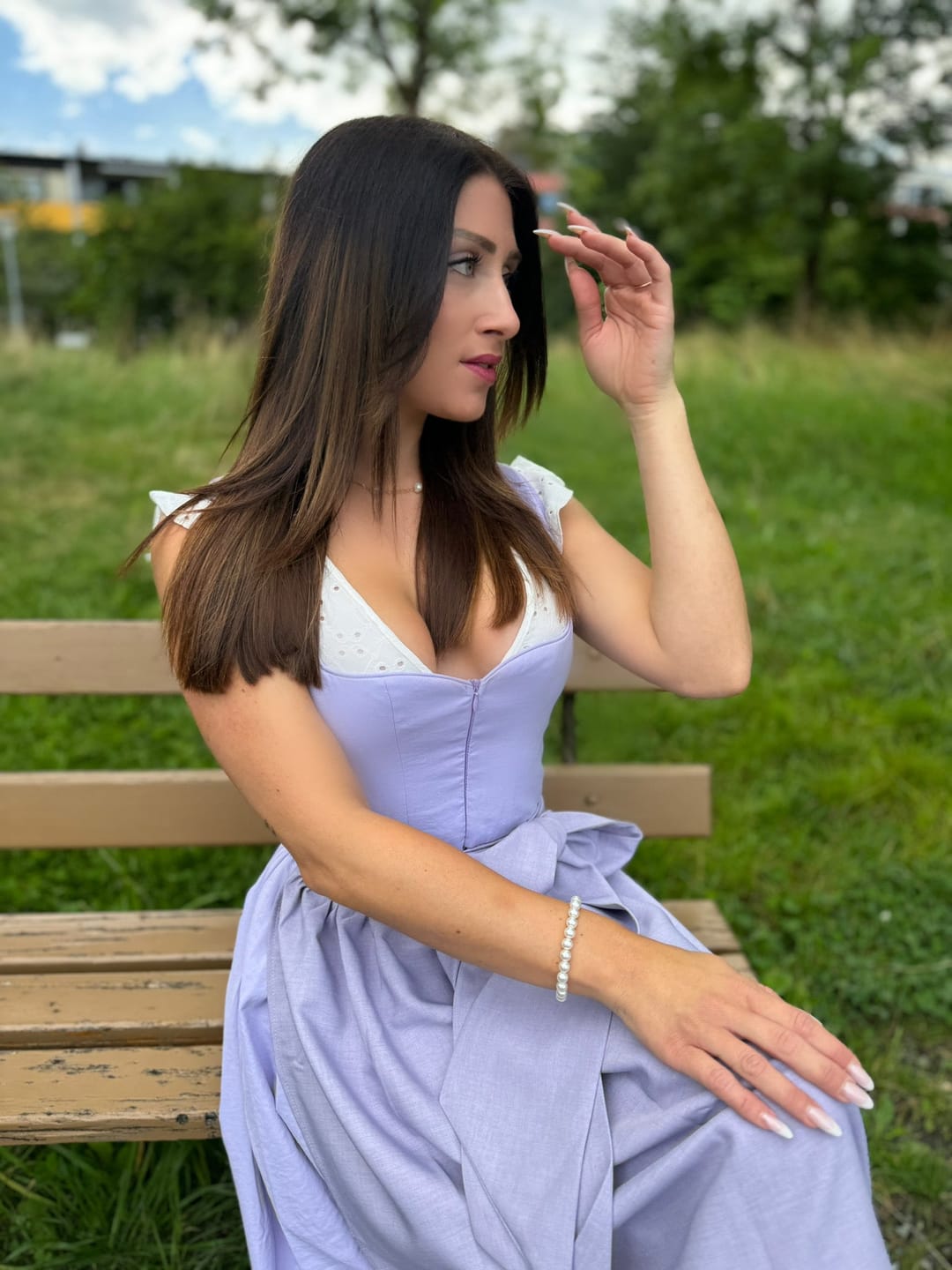 Customer photo review of Damen Schwarz Gerader Ausschnitt Dirndl