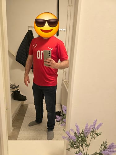 Customer photo review of Turkey Turkiye euro 2024 Football jersey Home
