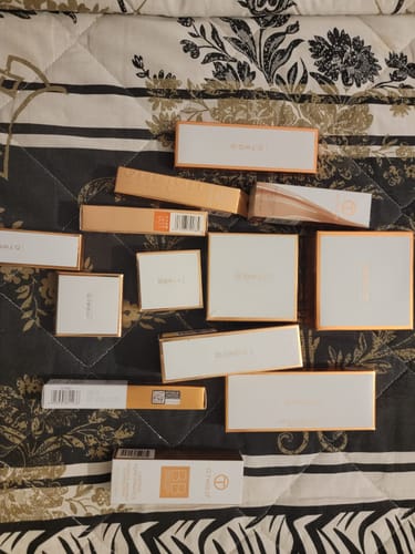 Customer photo review of O.TWO.O SILKY AND MOISTURIZING SETTING POWDER