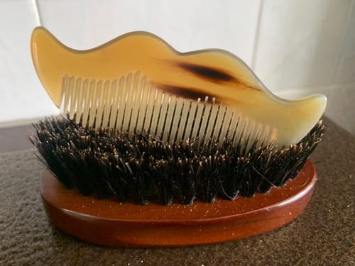 Customer photo review of Horn Combs, all hair types, beard, moustache, cats, babies