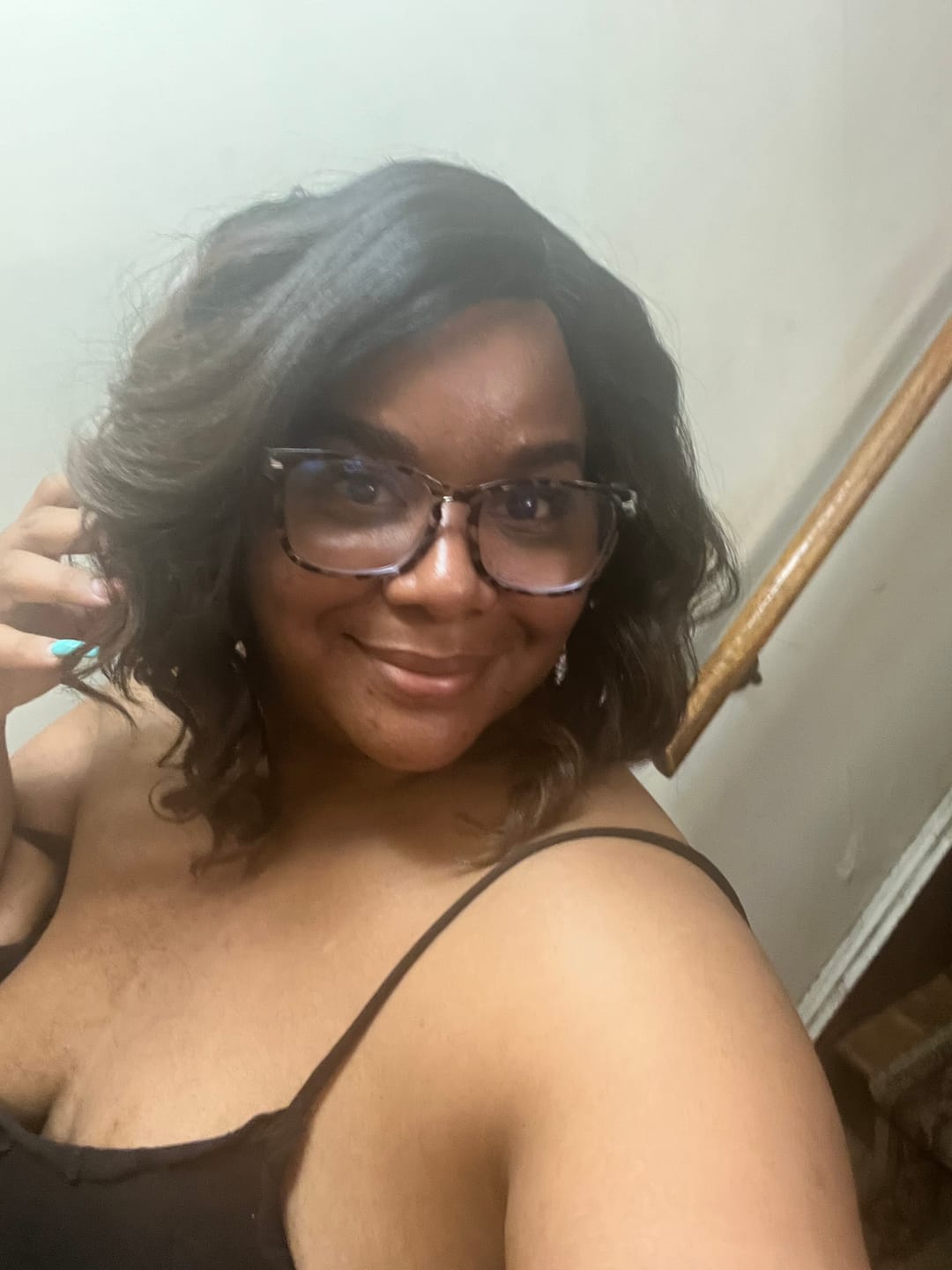 Customer photo review of Freetress Equal Invisible L Part Synthetic Hair Wig - CHASTY