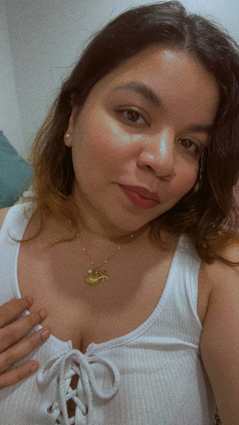 Customer photo review of Aria Shell Charm Necklace
