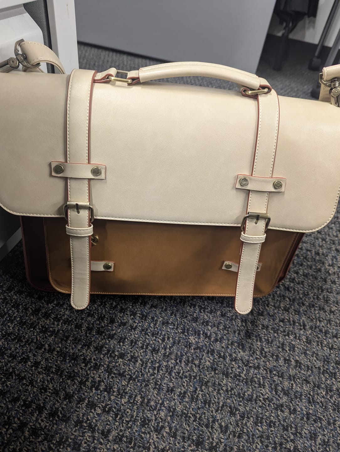 Customer photo review of Sombre Vintage Briefcase