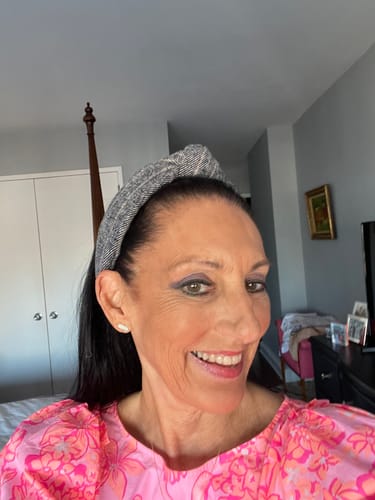 Customer photo review of CHARCOAL TWILL TWEED KNOTTED HEADBAND
