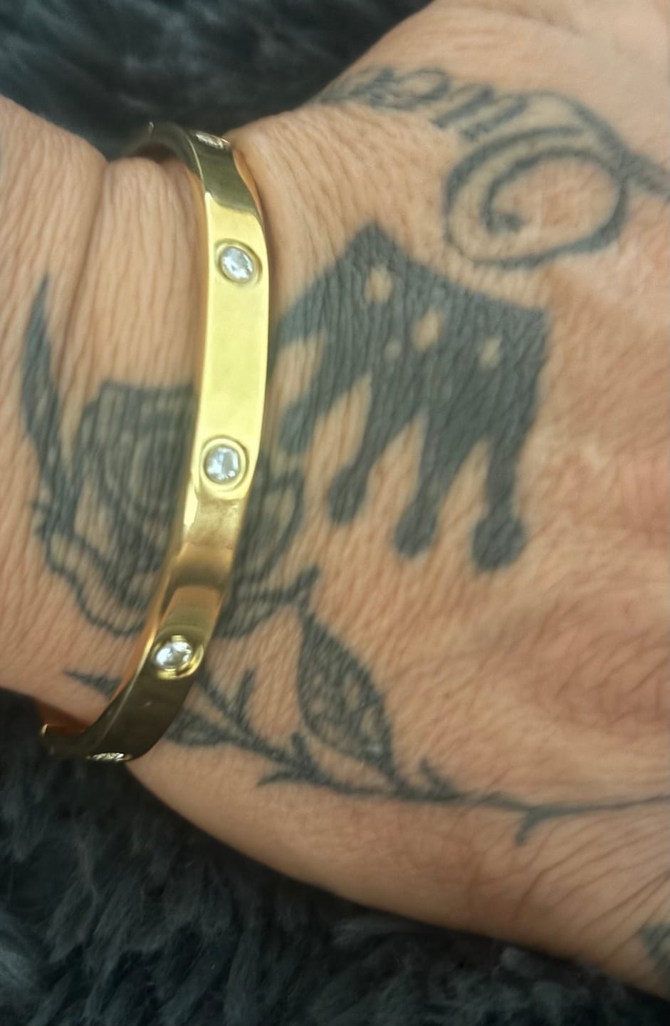 Customer photo review of Arianna Armreif | 18K vergoldet
