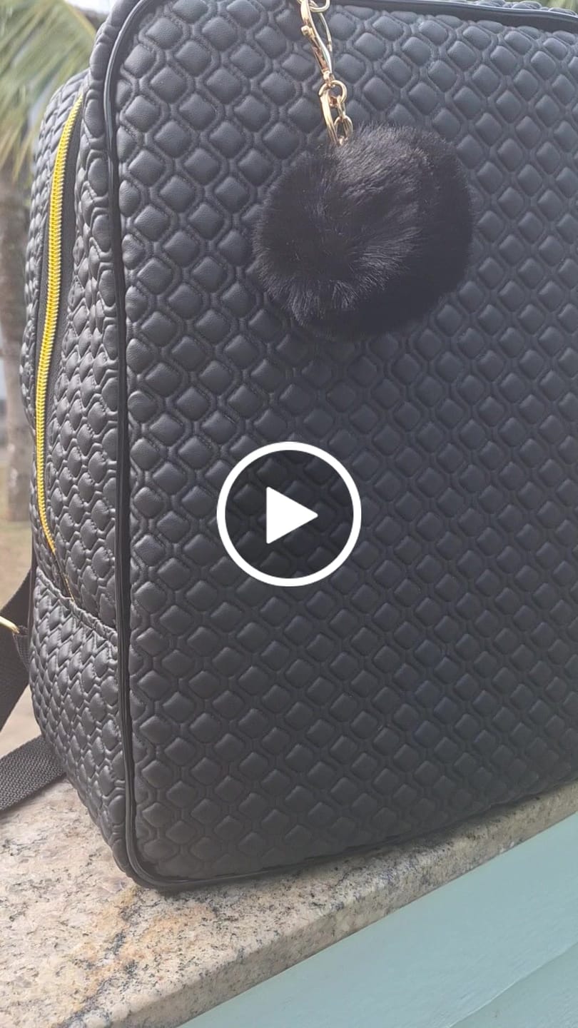 Customer video review of MATELASSE LUXO 1.5 COR PRETO FUNDO MANTA