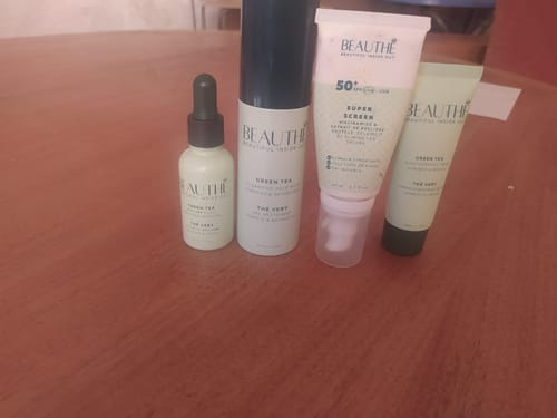 Customer photo review of Gamme Complète : SPF + Crème + Gel + Sérum (CADEAU OFFERT 🎁)