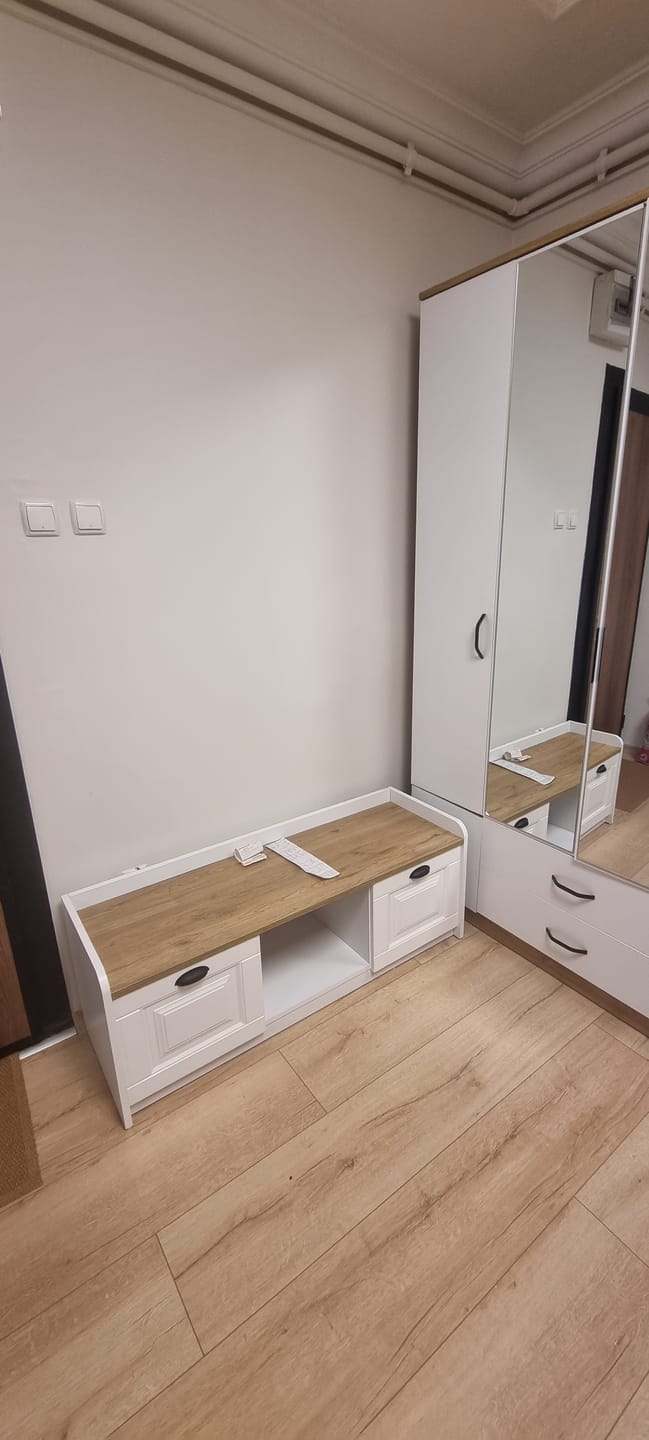 Customer photo review of Rani EE101 Aynalı Vestiyer Modern Portmanto Duvar Askısı Ayakkabılık Renk: Beyaz - S. Ceviz