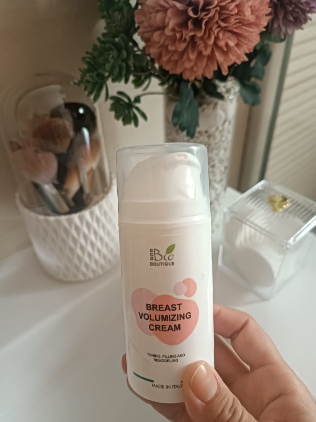 Customer photo review of Crema Voluminizadora de Pecho
