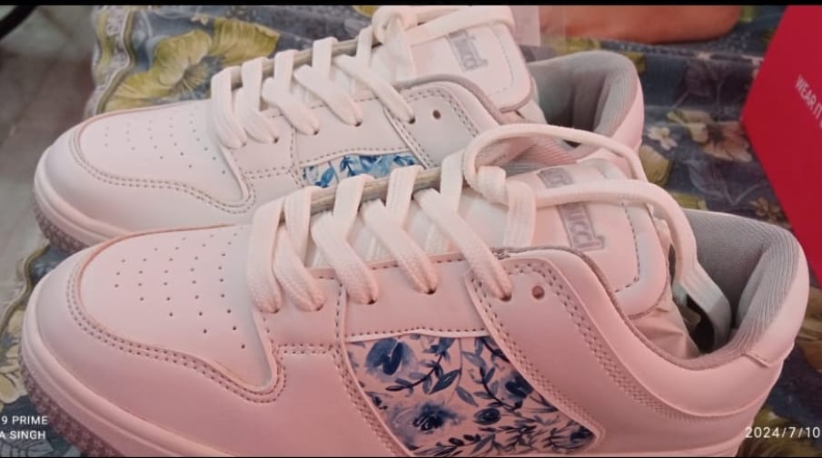 Customer photo review of Bacca Bucci BLISS Low Top Flat Sole Fashion Women's Sneakers with Digital Prints