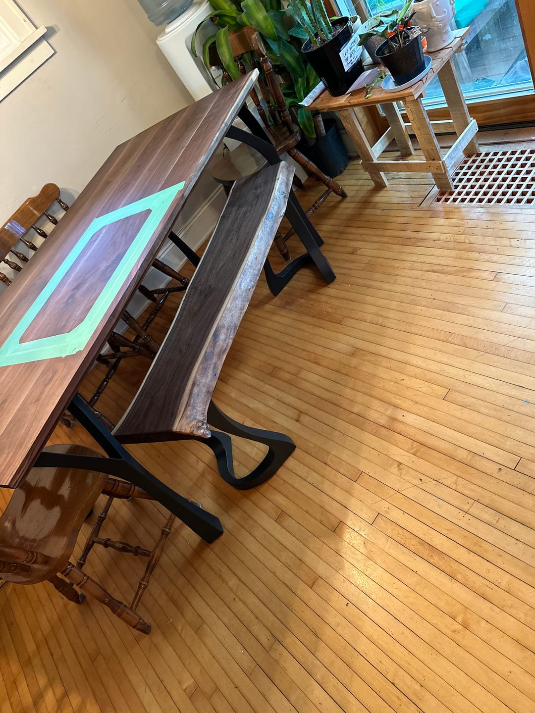 Customer photo review of Furniture Legs 506 Faras 28H for Dining Tabletop