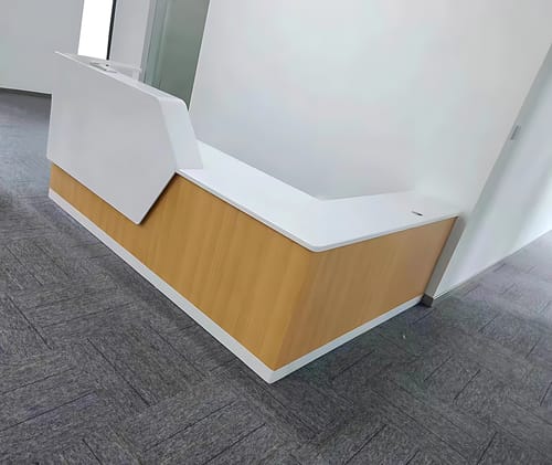 Customer photo review of Modern Reception Desk for Professional Spaces