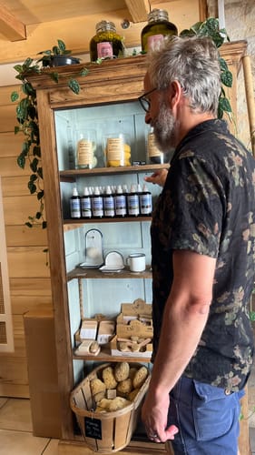 Customer photo review of Chemise de plage décontractée en coton à manches courtes pour hommes