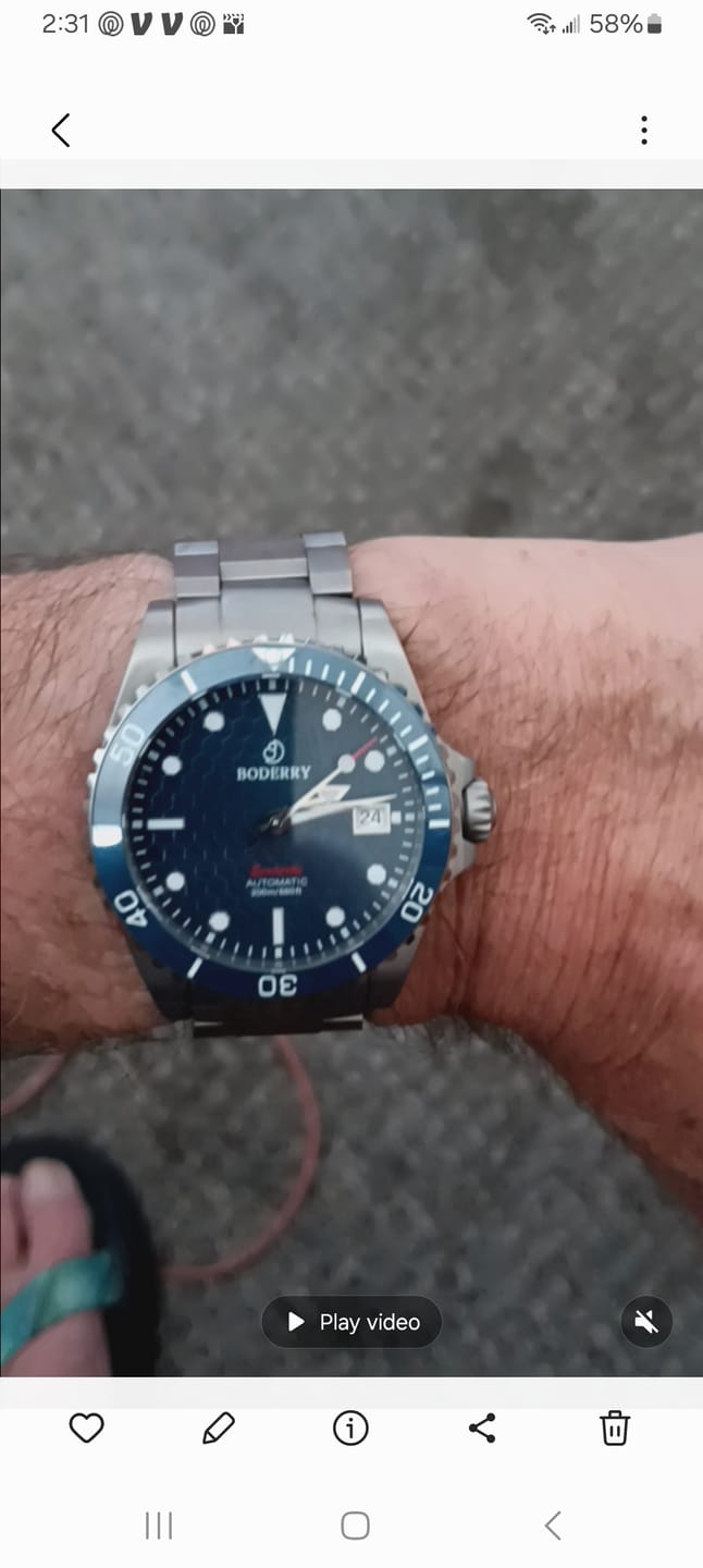 Customer photo review of SEATURTLE.OCEAN(TITANIUM) - Automatic Titanium Diver Watch | Sea Blue/Ti-bracelet