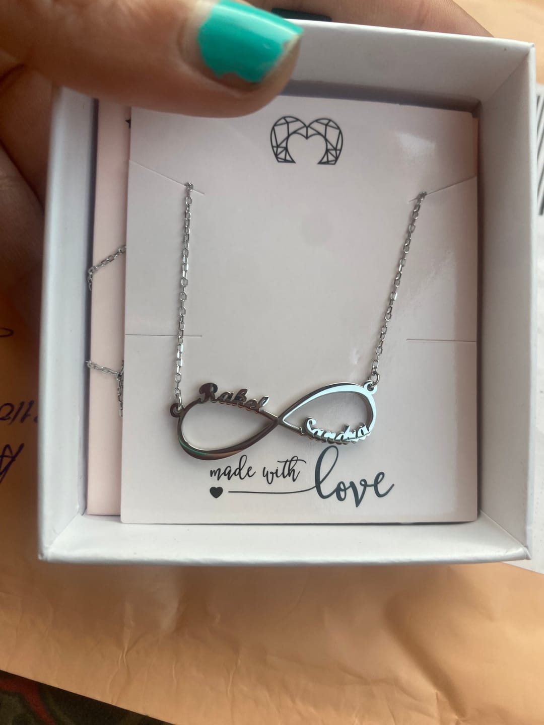 Customer photo review of Collar Infinito ~ Personalizable