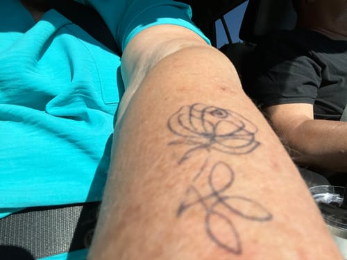 Customer photo review of Linear Rose - Semi Permanent
