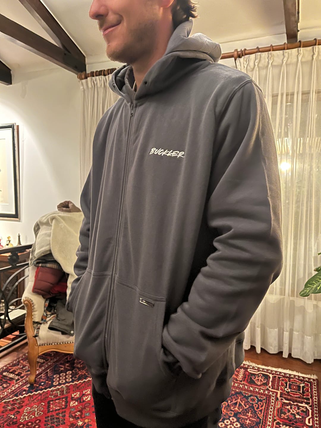 Customer photo review of METAL ZIP-UP - HOODIE