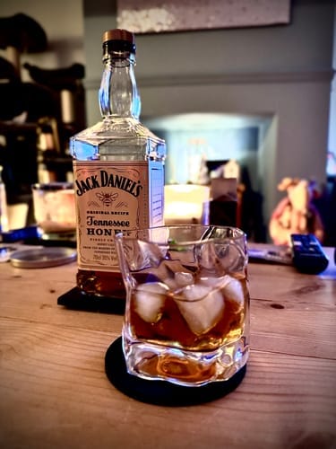 Customer photo review of M&B Whisky Wave Glass Set