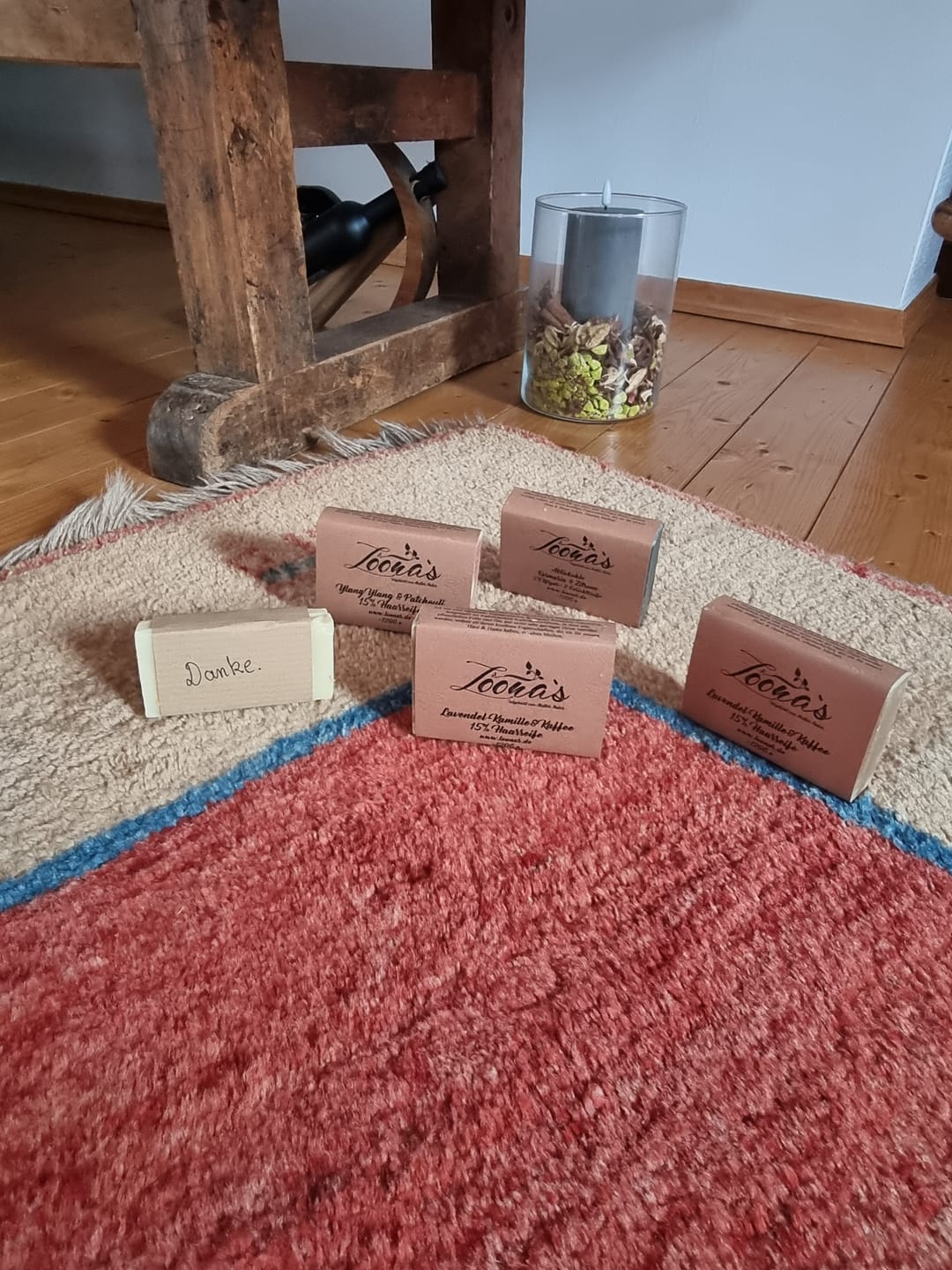 Customer photo review of Aktivkohle mit Rosmarin & Zitrone (Für unreine, fettende Haut & Mischhaut)