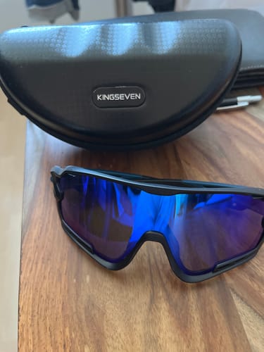 Customer photo review of Kingseven ™ 2024 Premium Sport/Fahrradbrille 100% Polarisiert maximale Klarheit, Komfort und Schutz