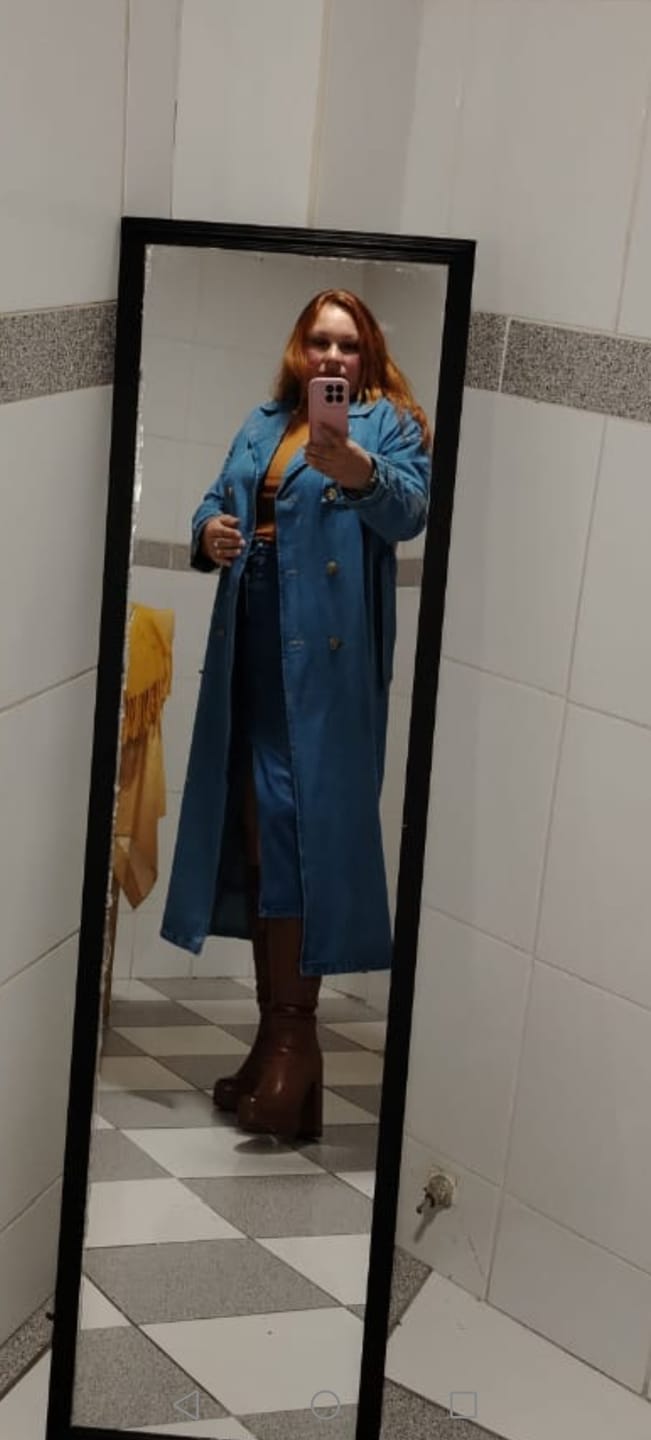Customer photo review of Abrigo Largo De Jeans Con Cinturón Celeste