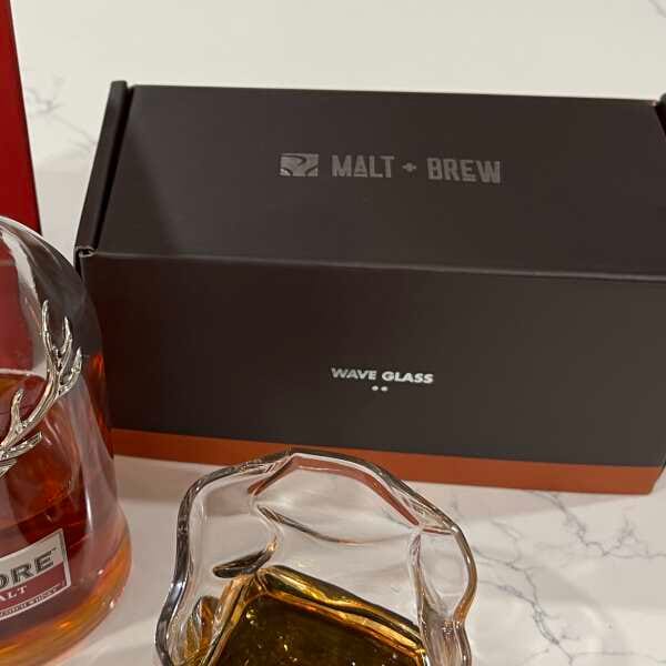 Customer photo review of M&B Whisky Wave Glass Set