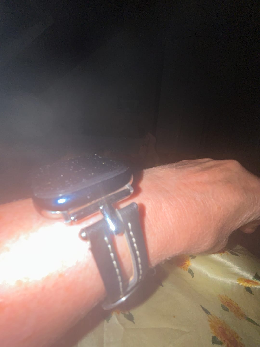 Customer photo review of NEU: Apple Watch Lederband "Emilie"