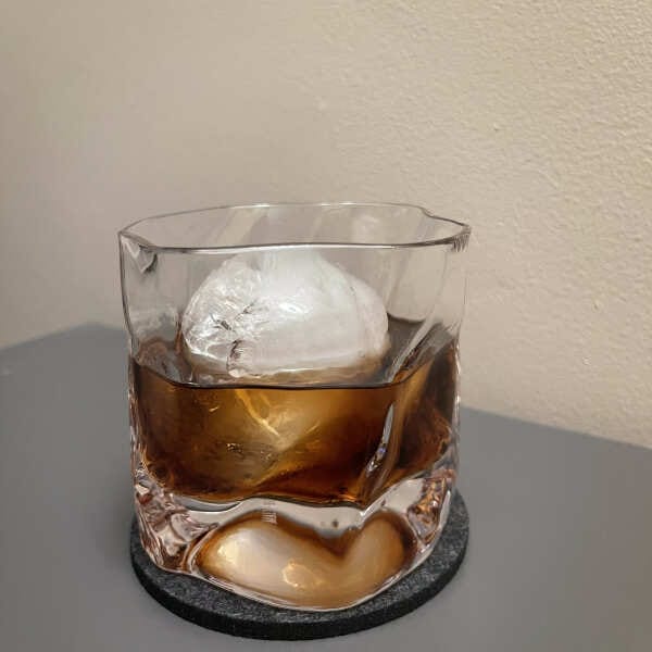 Customer photo review of M&B Whisky Wave Glass Set