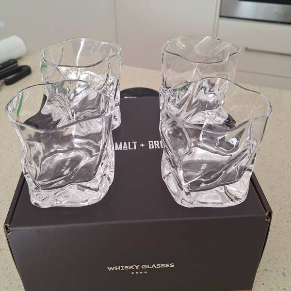 Customer photo review of M&B Whisky Wave Glass Set