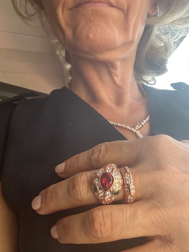 Customer photo review of SERPENTI RING SNAKE MALACHITE PINK DIAMOND