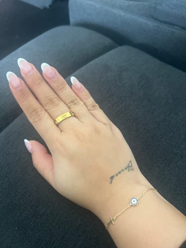 Customer photo review of Cely Ring — Gold + 3 Diamond