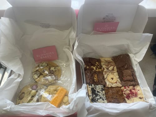 Customer photo review of Ultimate Brownie, Blondie & Cookie Party Bundle