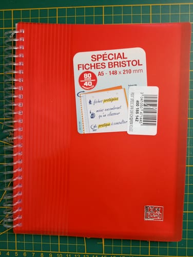 Avis photo d'un client sur OXFORD Porte fiches bristol A5 School Life # 80 vues / 40 pochettes - Rouge
