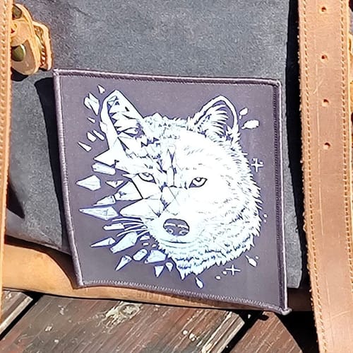 Customer photo review of BIG PATCH Wolf Geometrisch (schwarzblau)