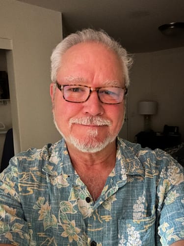 Customer photo review of Men's Vintage Hawaiian Tropical Floral Print Pocket Beach Summer Short Sleeve Button Shirt