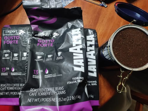 Customer photo review of Pack 3Kg Café en granos Lavazza  Gusto Forte