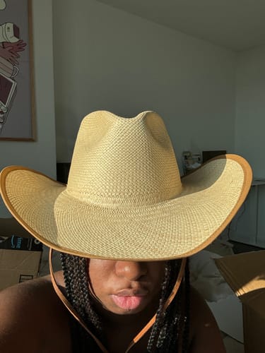Customer photo review of El Paseo Straw Cowboy Hat