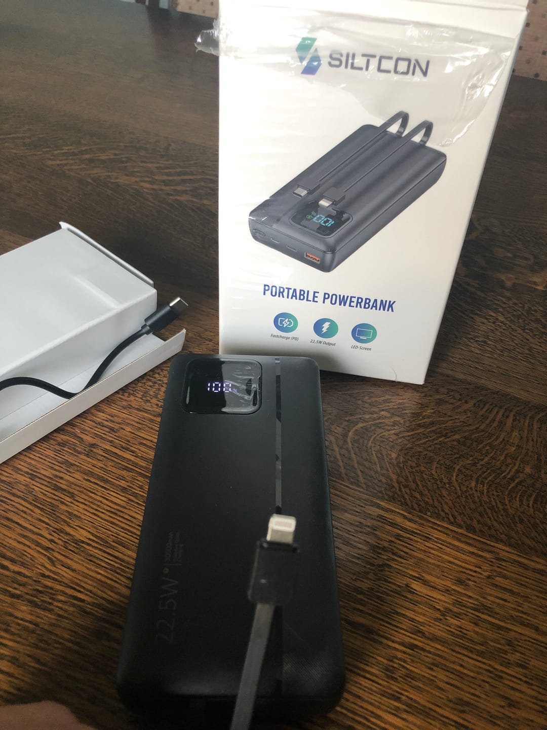 Customer photo review of Siltcon® Powerbank 30000mAh - Snellader