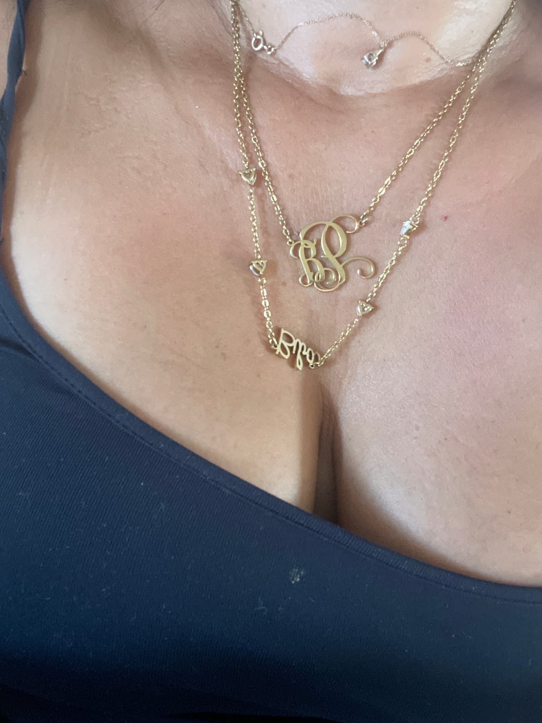 Customer photo review of Pendentif Monogramme Personnalisée