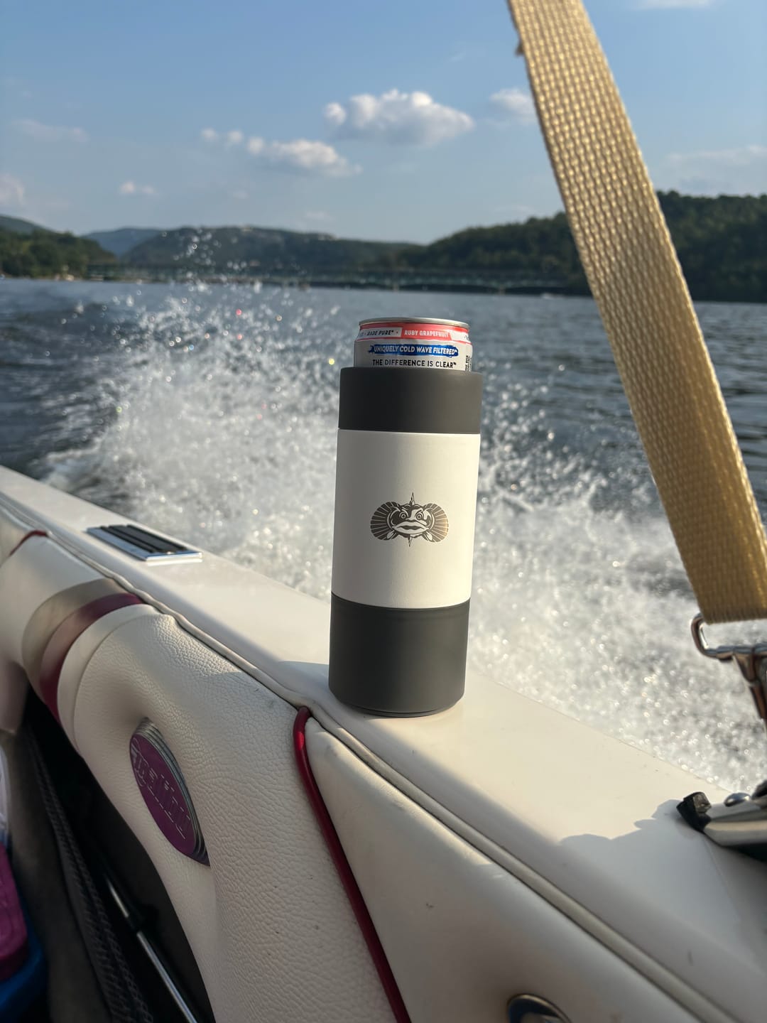Customer photo review of Non-Tipping 12oz Slim Can Cooler