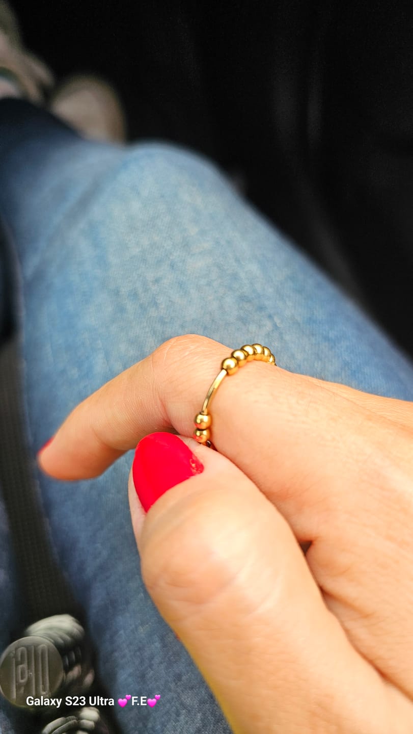 Customer photo review of Anillo Anti-Ansiedad