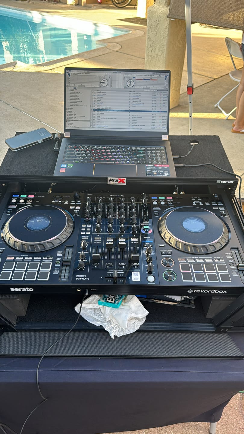 Customer photo review of Pioneer DJ DDJ-FLX10, 4-Channel Performance DJ Controller for Rekordbox and Serato DJ Pro - Black